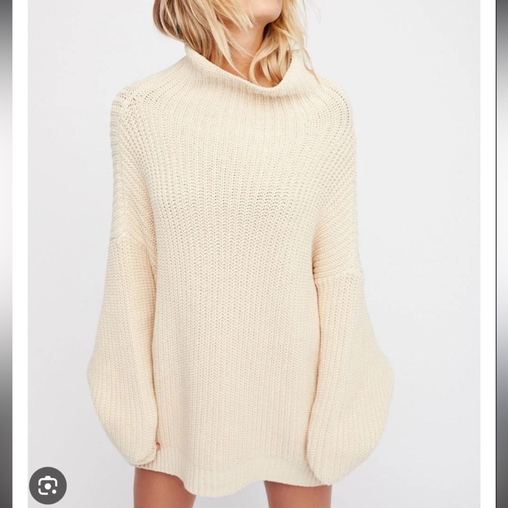 Free People Swim Too Deep sweater size small, powdered puff color